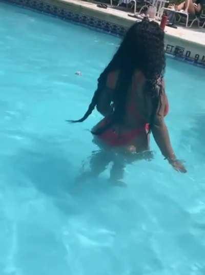 Big titty Jersey thot