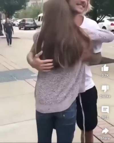 Justin Bieber Tweaking 😬