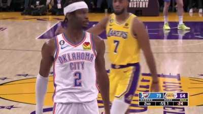 [Highlight] Westbrook refuses to leave the court after being subbed off for LeBron late in the second quarter