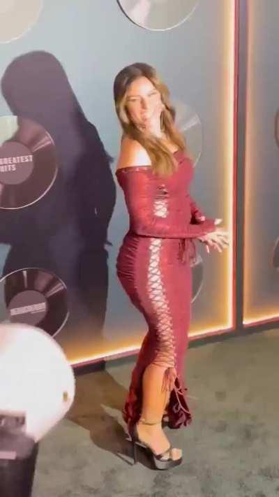 Nelly Frutado (Premiere of 