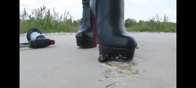 IC in English. Enjoy all.