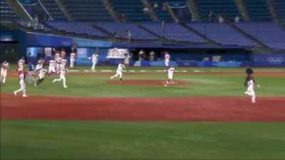 Jose Bautista eliminates Israel and advances the Dominican Republic with a walkoff single in the bottom of the 9th!