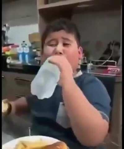 Pare Biel pança! 😠✋