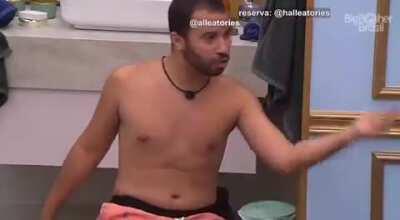 queturnêinternacionalelajácantouforadopaís