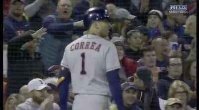 Sox fan asks Carlos Correa what time it is