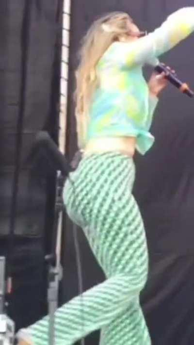 Little quickly made compilation for yall @ tiktok 