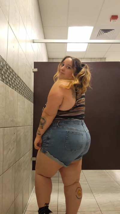 If you saw me at your gym, would you approach me?