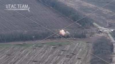 💥Footage of the use of high-precision GBU-39/B SDB, GBU-62 JDAM-ER bombs from Ukrainian fighters on enemy positions🔥