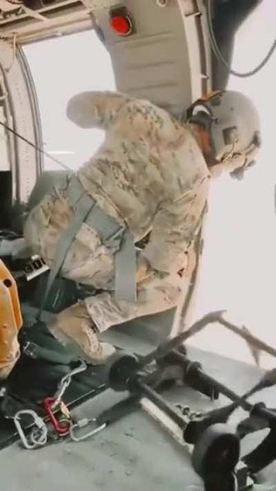 SIcK FUck tHROwS InnOCeNT LaDDeR OuT HeLICopTer