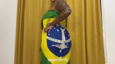 Brazilian ass dropping rotten bombs