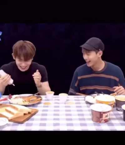 to squeeze some easy cheese