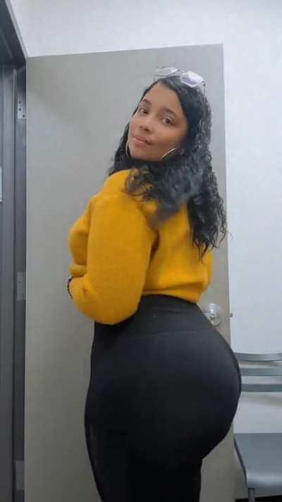 Esareina (@esareina_hermosa)