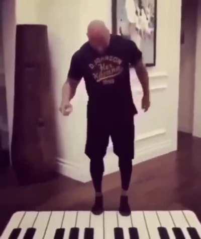 Very “noided” Dwayne