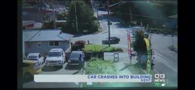 Car crashes through office building in Kent, WA