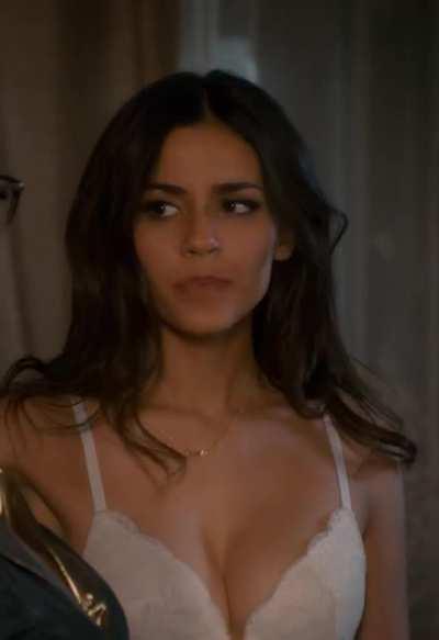 Victoria Justice is hot as fuck