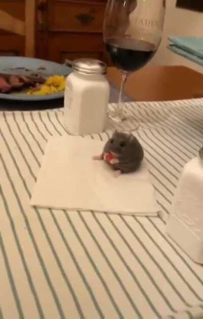 Looks like grabbies are allowed at the table