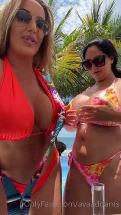 MILFs having fun
