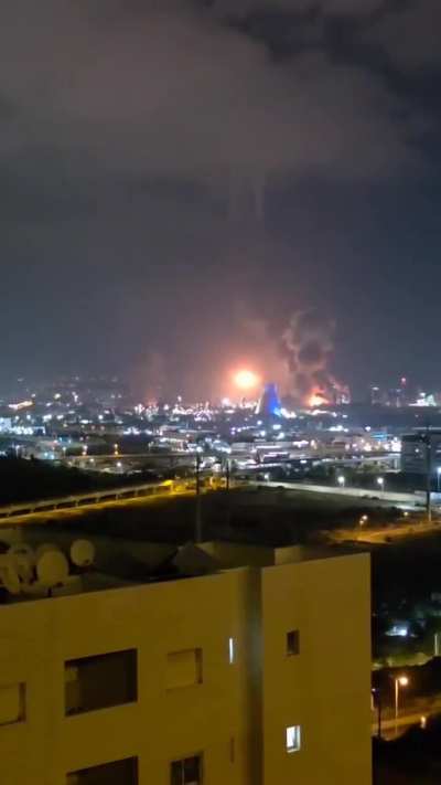 Two Iranian ballistic missiles directly striking the Haifa oil refinery (June 16, 2025)