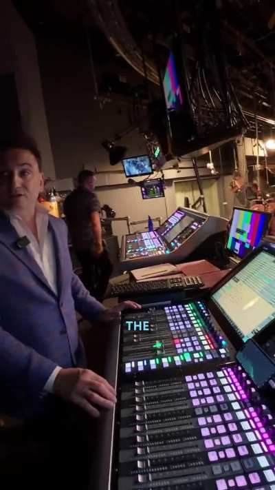 The Sonic Chaos of SNL