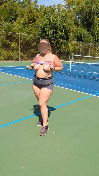 If I lose a game I'll flash you on the gyms tennis court (F)