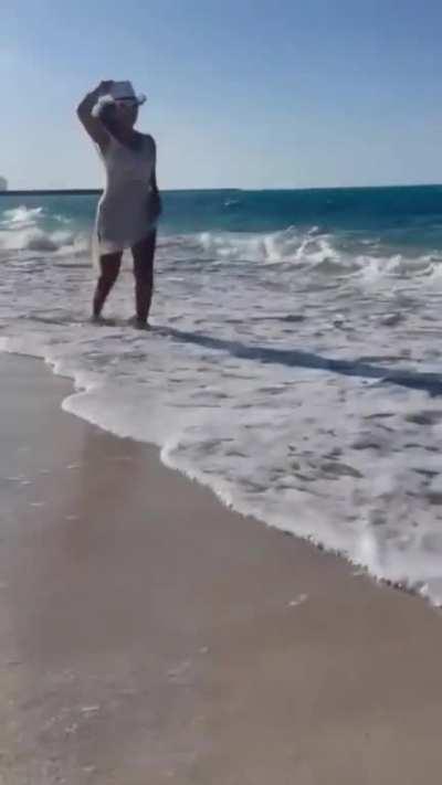 Rania Youssef in bikini