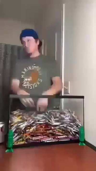 Could your avatar eat 5,000 crayons?