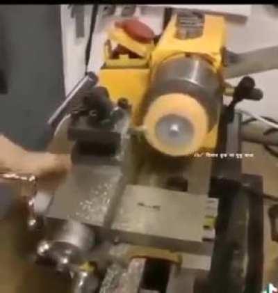 Bahut dimag ke bhai ke pass