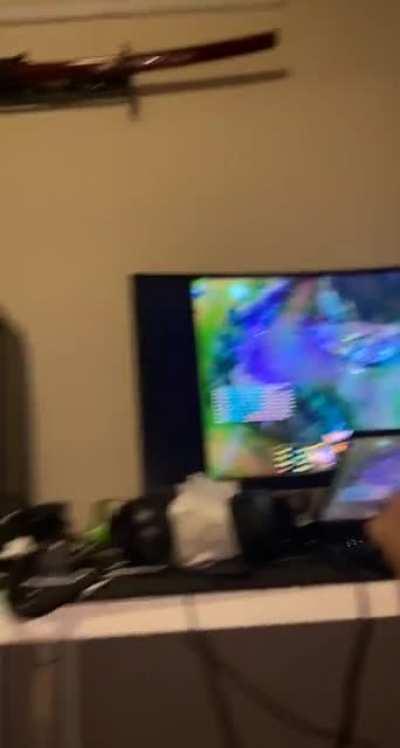 true alpha chads don't let drunk girls stop them from the soloq sigma grind