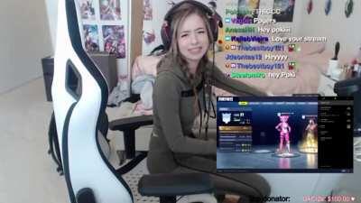 Omg her ass is so fat.I just wish one day we get a wardrobe malfunction where her pants full down and we can see her nice round pale butt cheeks