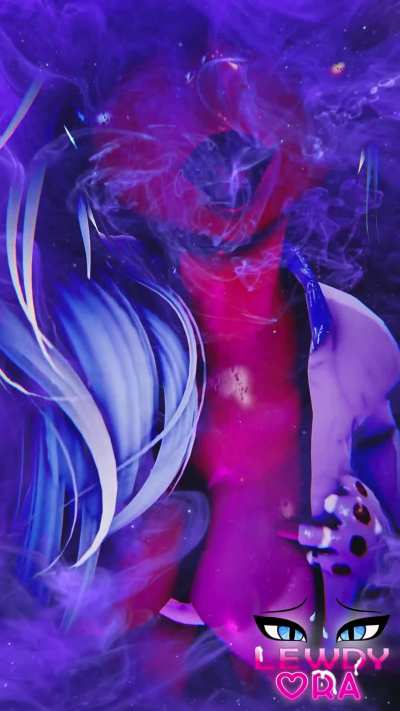 Teasing you on the dance floor like~