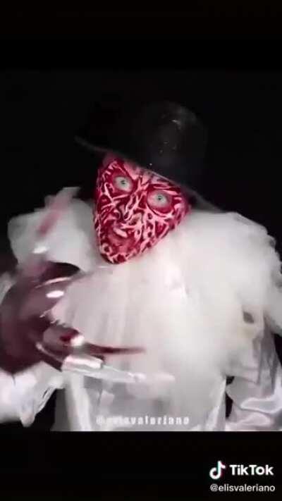 Well done makeup and video editing.