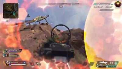 How to win a bubble fight without a shotgun, ft. iZeroplus(#1 Pred on PC)