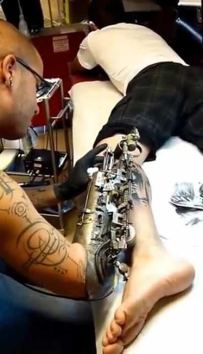 VIKTOR?? IS THAT YOU?????!!