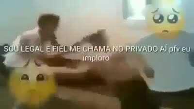 Por favor namora comigo 😢😳😳