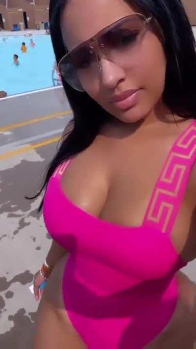 💓👙