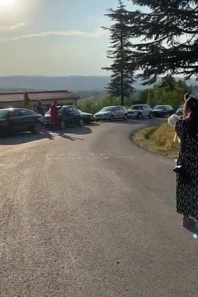 triumphant arrival of the groom