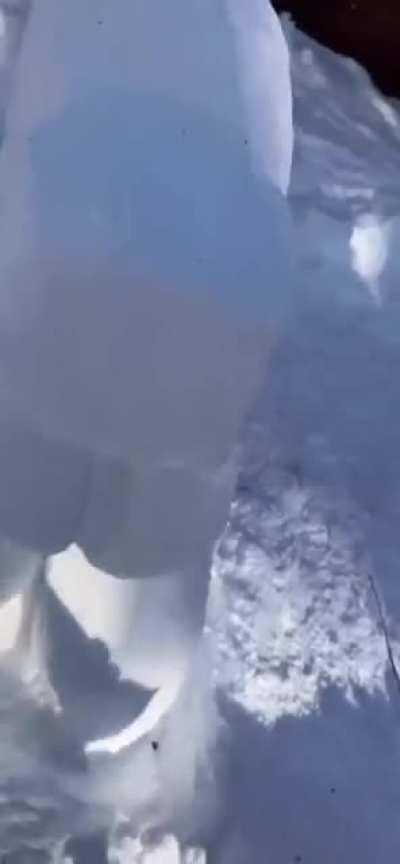 Do yall like my amongus snowman?