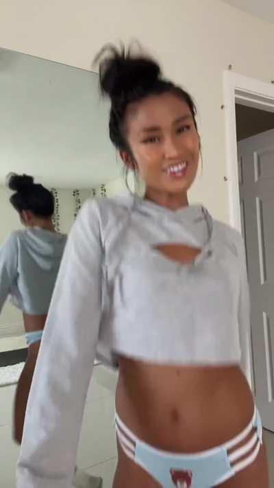 Petite girls can be sexy too