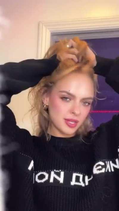 She has been waiting to use this sound 🥰