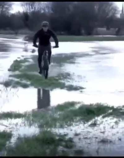 Lovely bike ride amiright