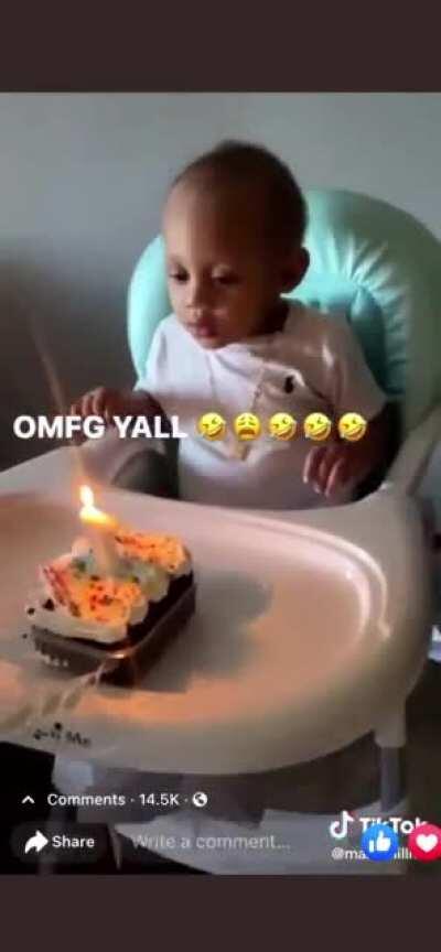 Why they do lil bruh like that😂😂😂😂