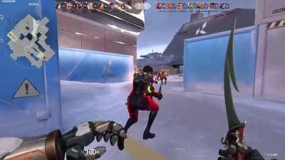 Wholesome moments from a random deathmatch..... That too from Mumbai server (India), Lovely people (We concluded this as New Year Celebration) Art (can someone explain why moderator keeps deleting this)