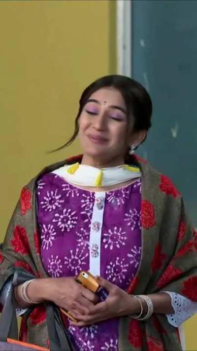 Anjali Bhabhi and her jugs 🤤🤤