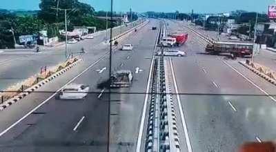 Trailer makes a sharp turn on a highway