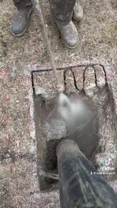 Hydro Excavation. Using the power of water to safely dig out and around underground utilities more efficiently. Some satisfying grass cuts for everyone, an operators wet dream.