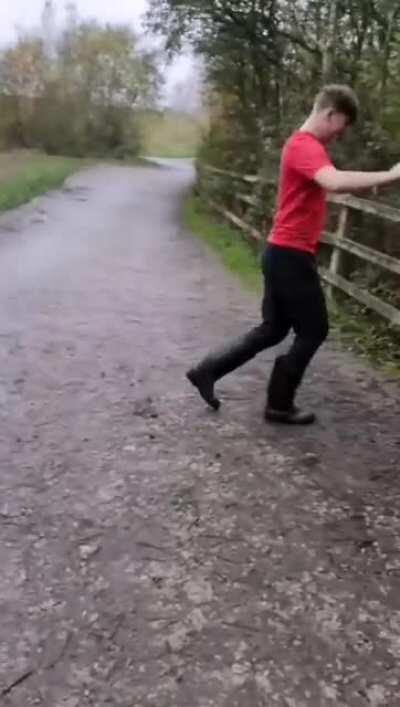 The horse walk got me