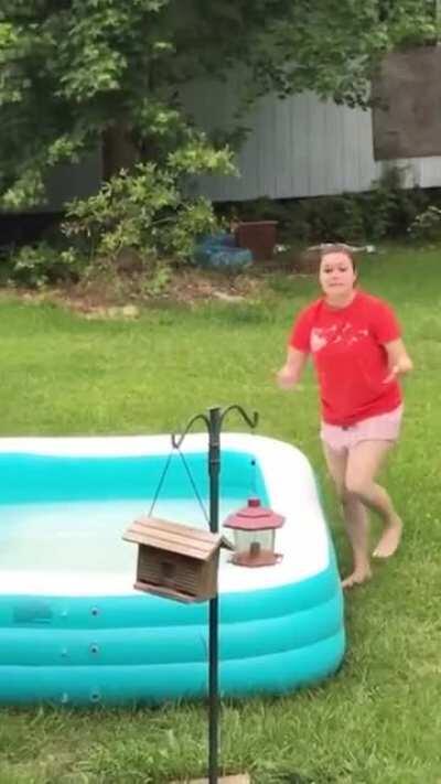 Attempted squirrel rescue (wait for it)