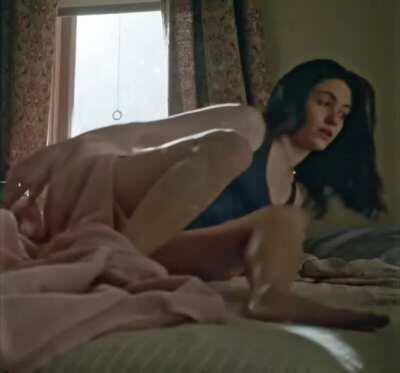 Emmy Rossum's pussy lip peeked out from her booty shorts on Shameless