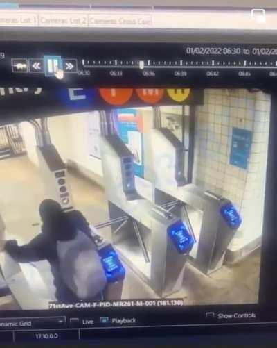 Man falls to death attempting to hop the MTA turnstile 😮😰