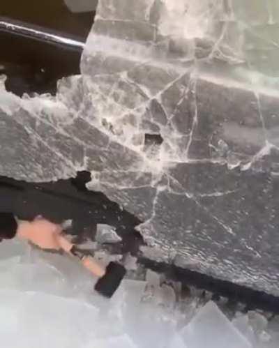 Be sure to de-ice your car before going to work.